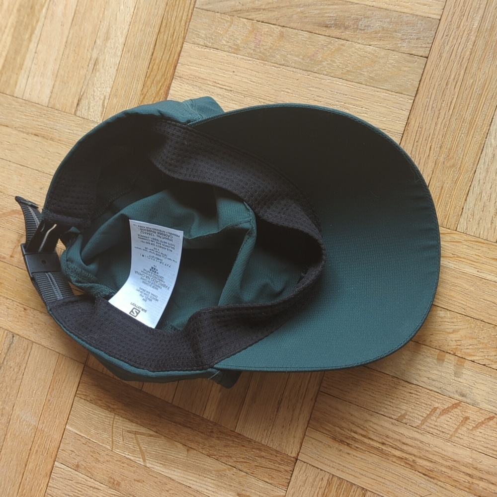Salomon Emerald Green Running/Outdoor Cap - Picture 2 of 6